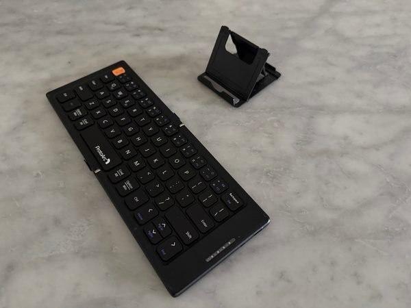 Foldable Keyboard Review: ProtoArc XK04 After 1 Year of Use